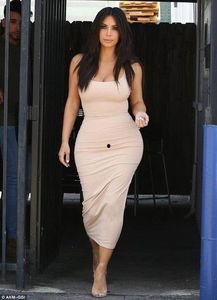 卡戴珊采访爆料视频完整版,揭秘家族秘事与真实生活片段  第1张